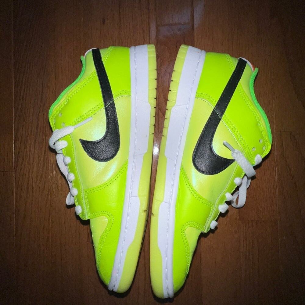 Nike Dunks